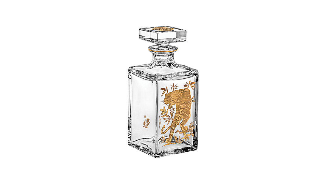 Whisky Decanter with Gold Tiger image number null