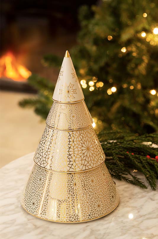 Christmas Tree 3 Floors image number null
