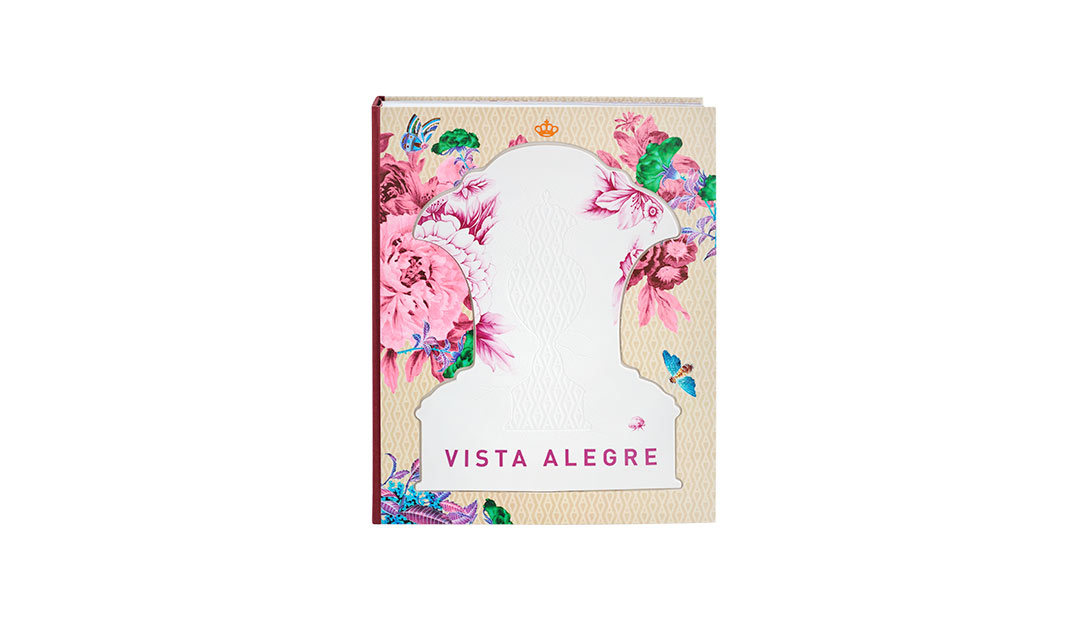 Book 200 Years with Porcelain image number null
