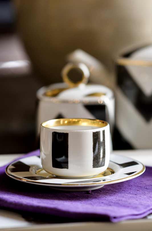 Tea Cup with Saucer Butterfly image number null