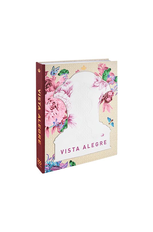 Book 200 Years with Porcelain image number null