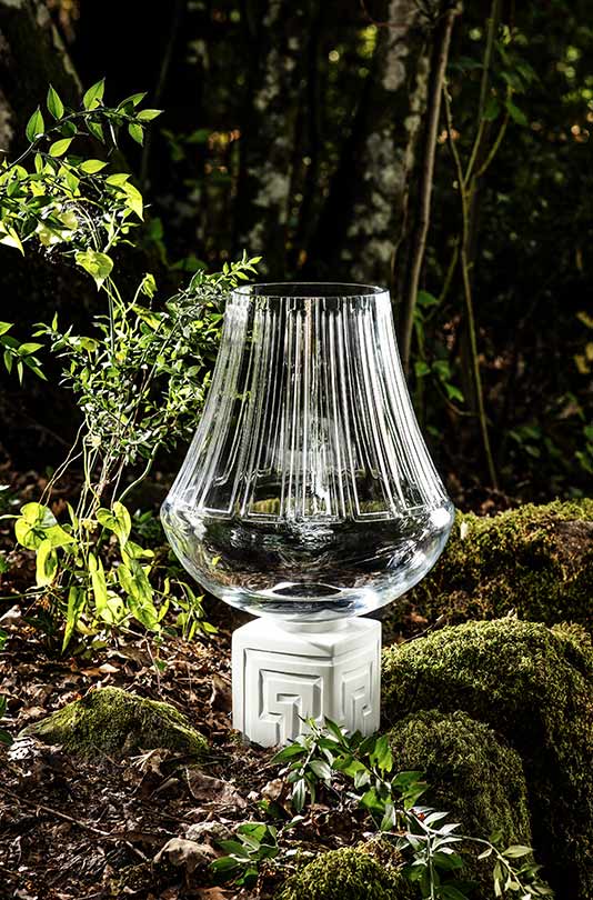 Vase with Biscuit image number null
