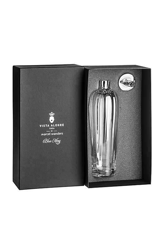 Case with Small Whisky Decanter image number null