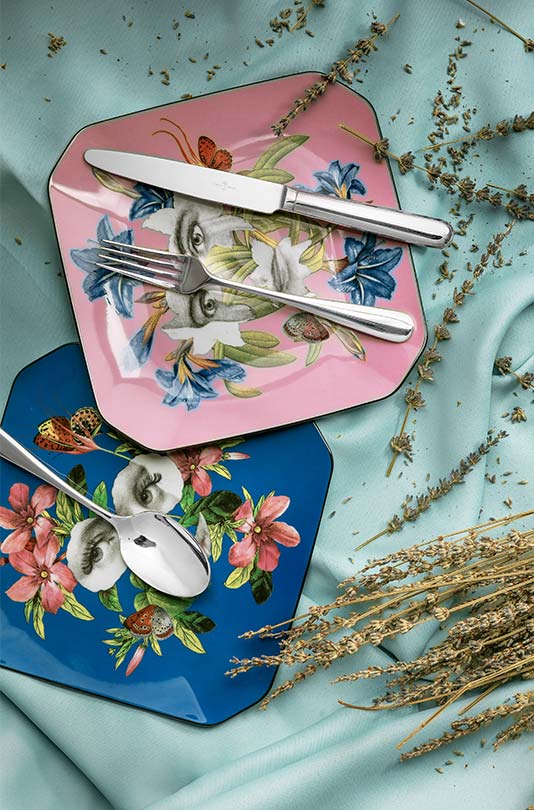 Dessert Spoon image number null